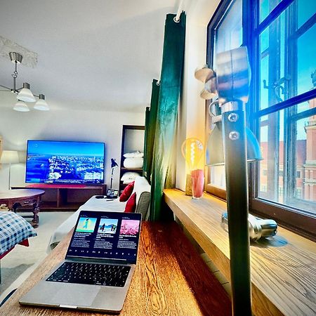Old Town Best View Wifi 300 Mb/S Huge Screen Netflix Appletv Amazontv Varsavia Esterno foto
