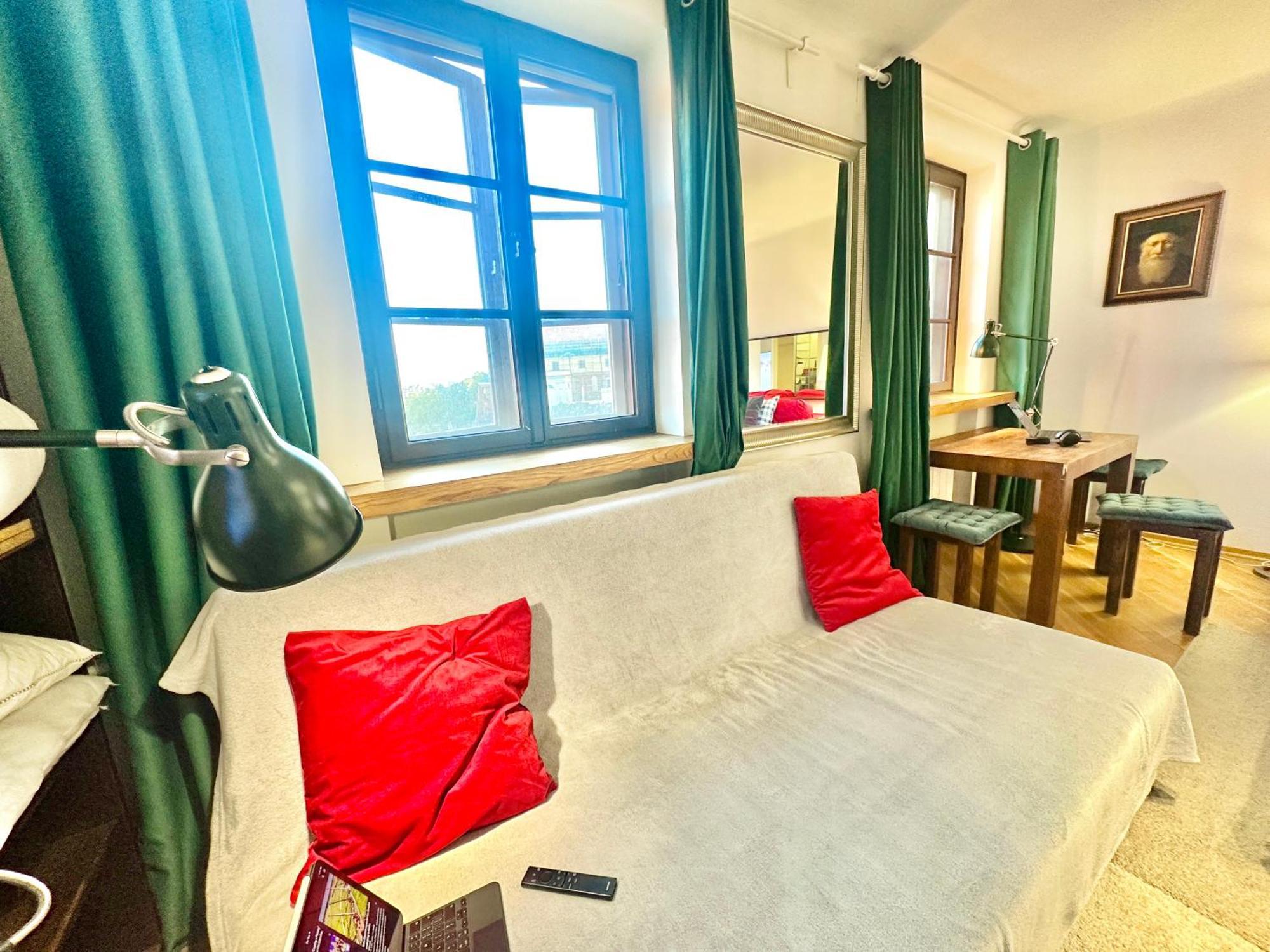 Old Town Best View Wifi 300 Mb/S Huge Screen Netflix Appletv Amazontv Varsavia Esterno foto